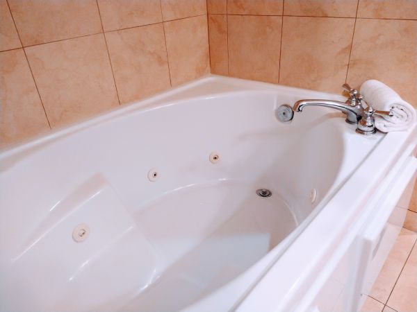 Acrylic Tub Installation in Columbus